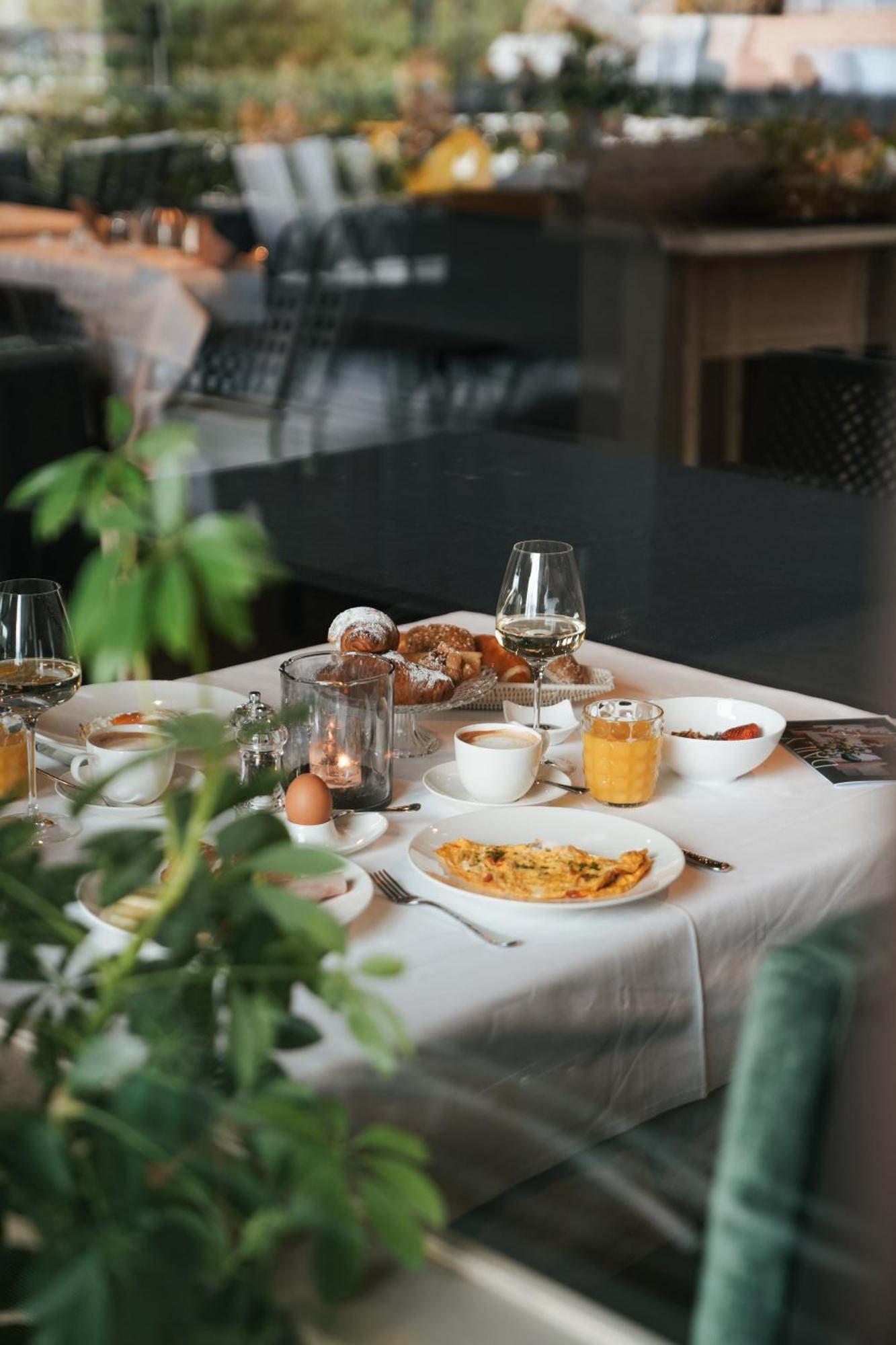 Tirolensis Hotell Tesimo Eksteriør bilde